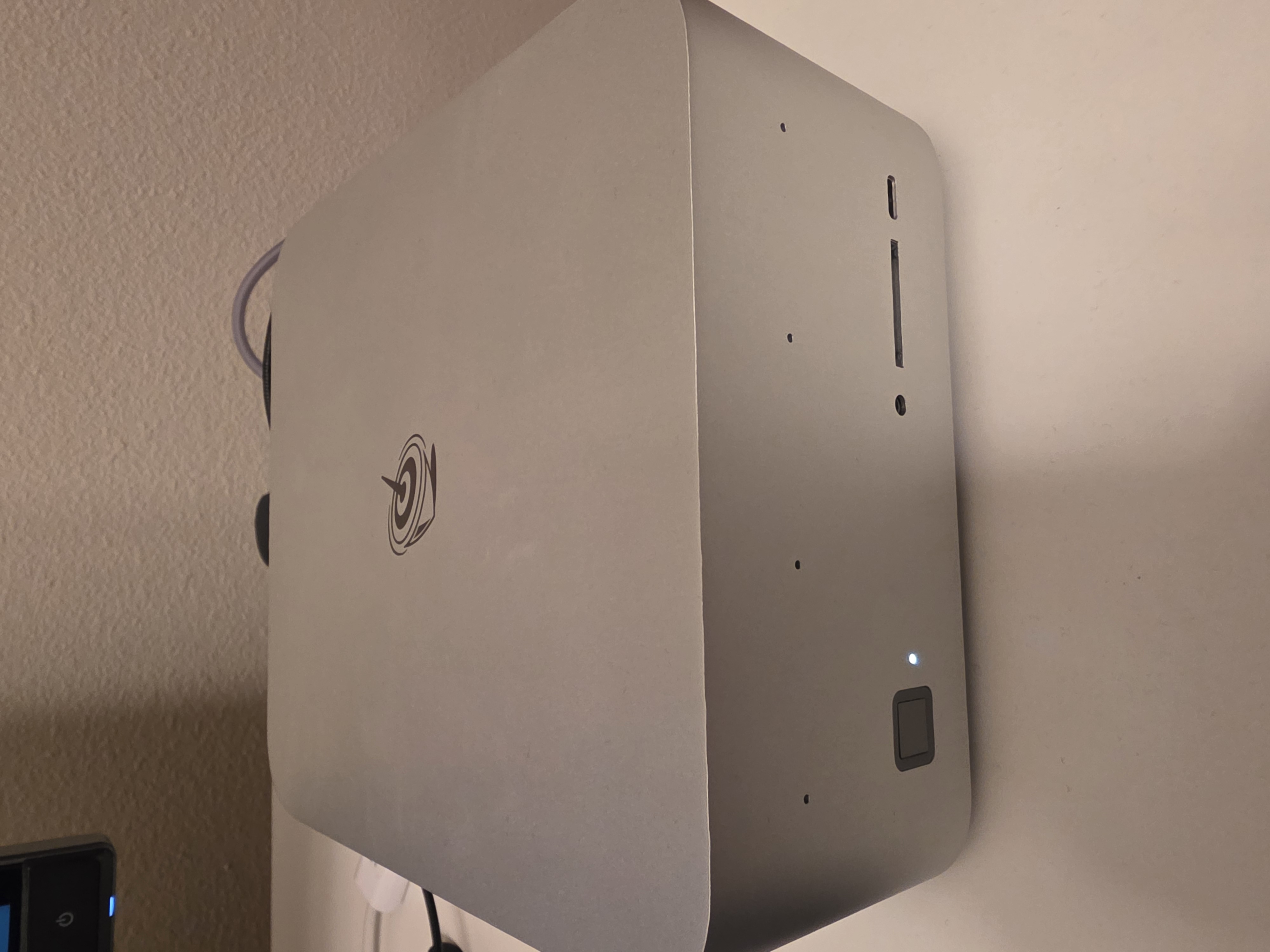 Aluminum Desktop External Storage Enclosure with SD Card Reader & USB-C